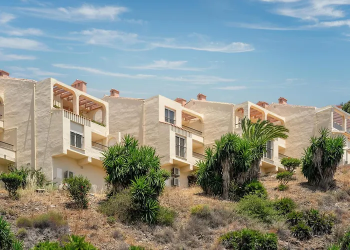 Beautiful Apartment With Stunning Sea Views, Perfect For Relaxation