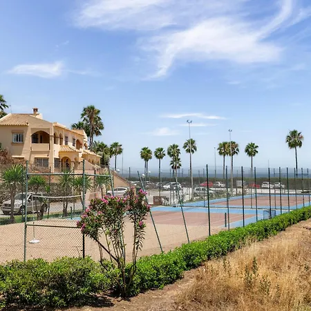 Beautiful Apartment With Stunning Sea Views, Perfect For Relaxation Fuengirola Exterior photo