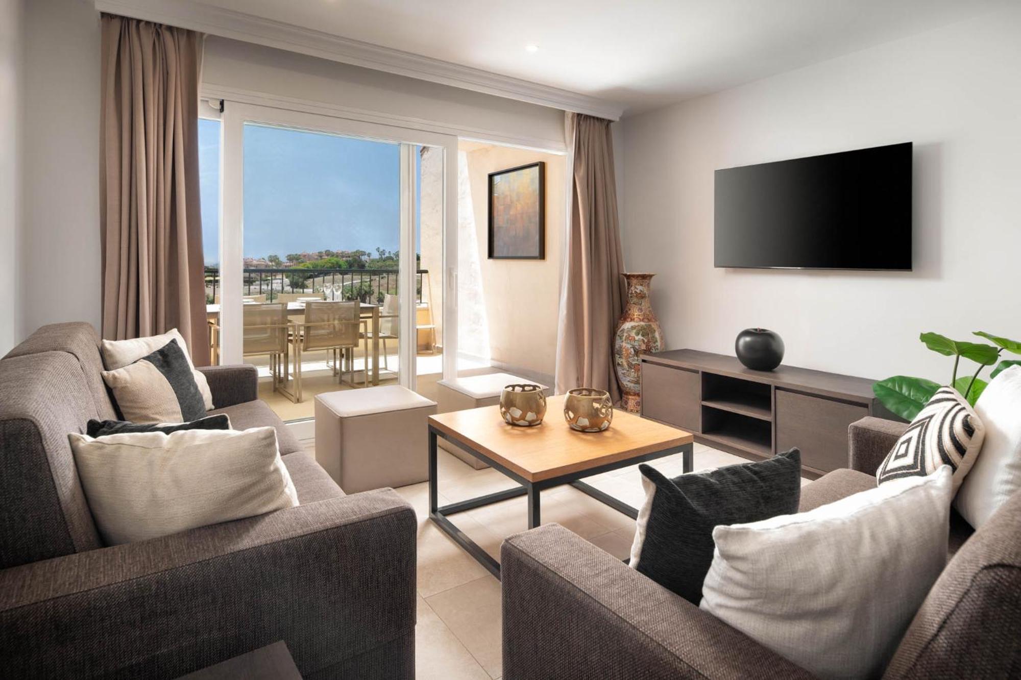 Apartment Beautiful With Stunning Sea Views, Perfect For Relaxation